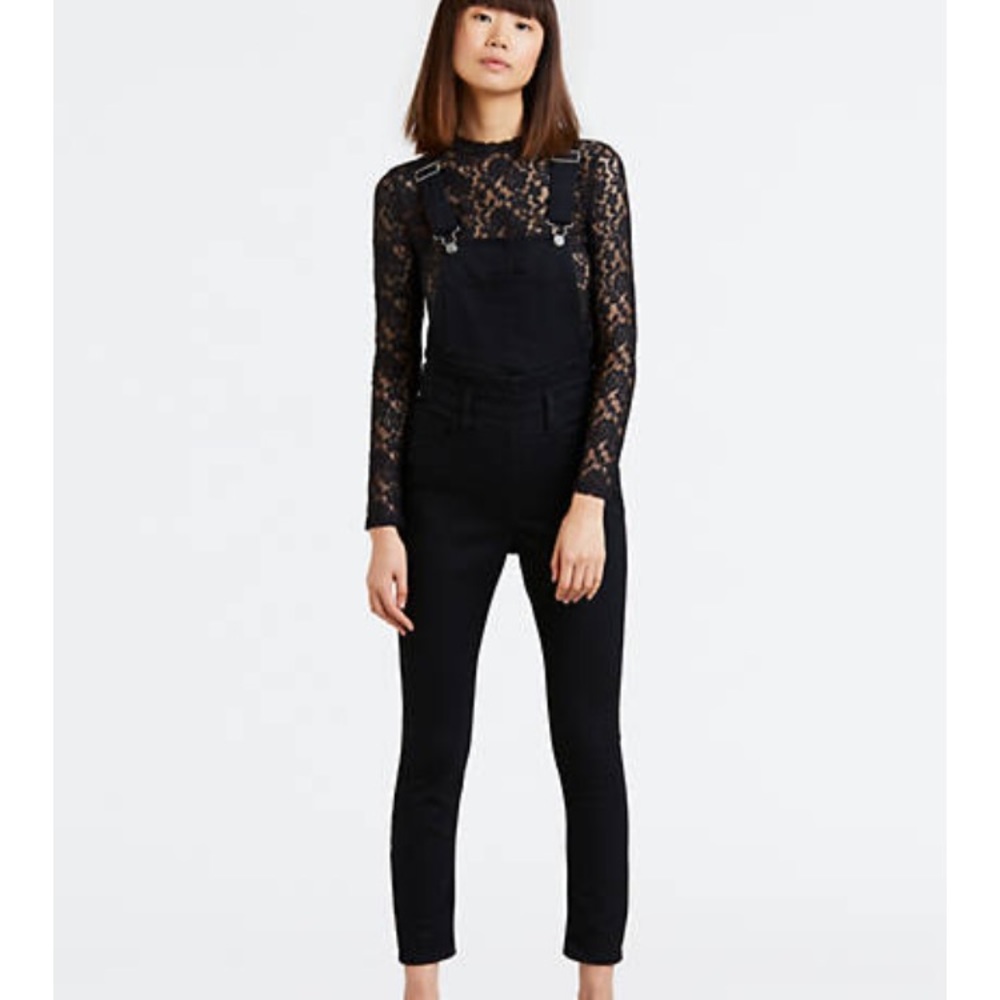 Levi’s skinny overalls